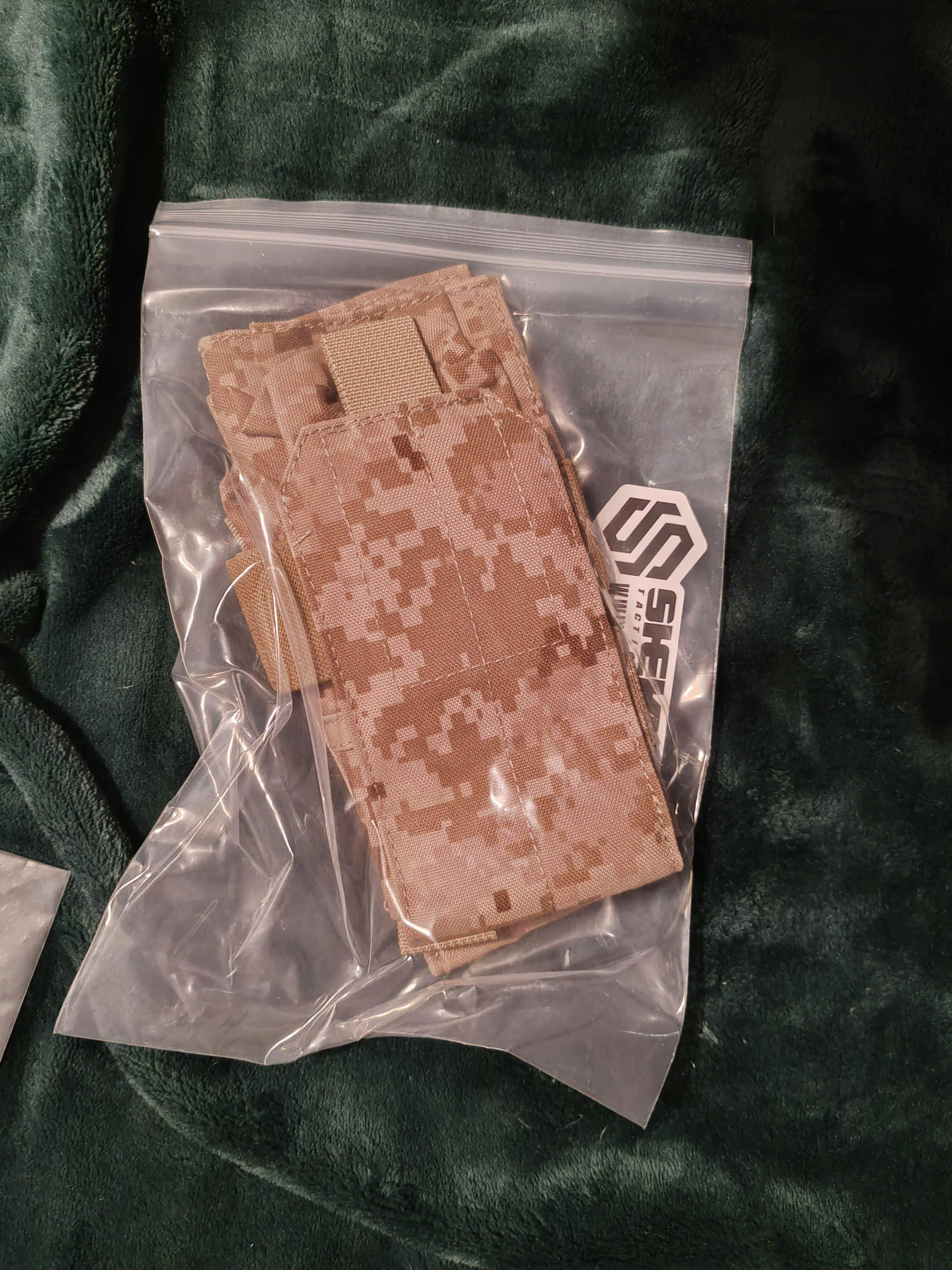 Navy seals devgru tactical gears AOR1 Eagle style double M4 mag pouch
