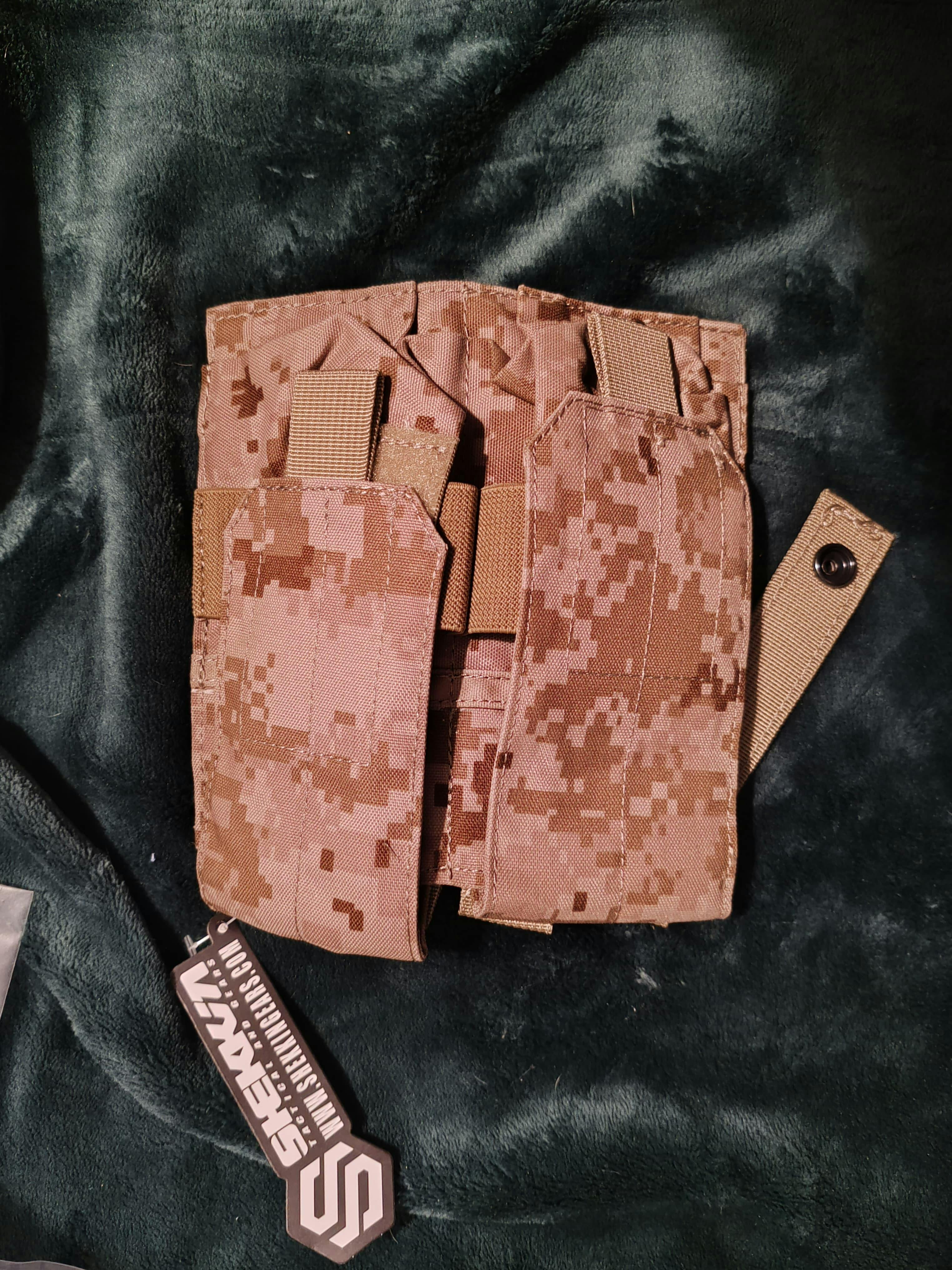 Navy seals devgru tactical gears AOR1 Eagle style double M4 mag pouch