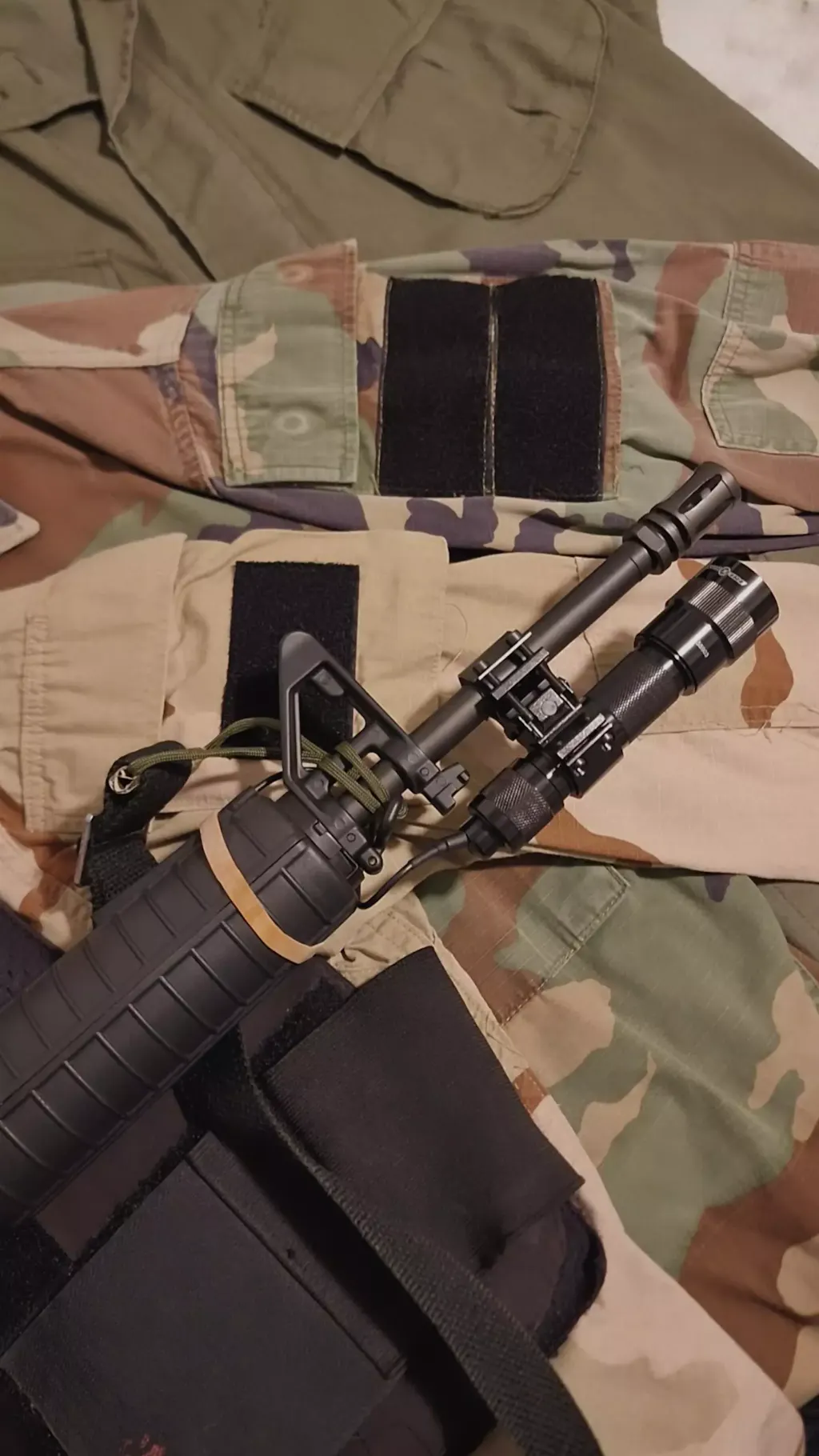 Replica Surefire Flashlight 660