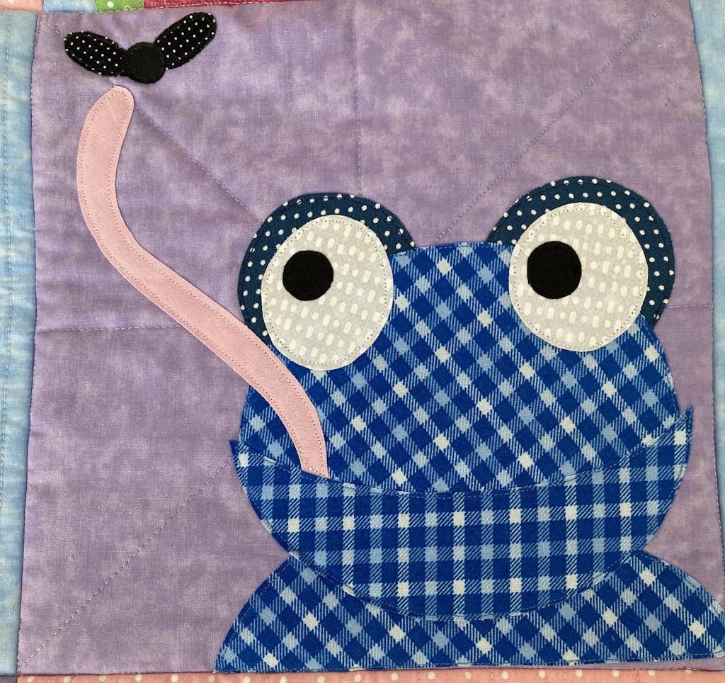 Frasier Frog Applique Pattern Shiny Happy World