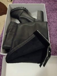 Lichidare stocuri - preturi extrem de mici 63 Cizme lungi cu toc, Gentry