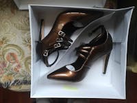 Lichidare stocuri - preturi extrem de mici 62 Pantofi stiletto cu bareta Maro JASPAL