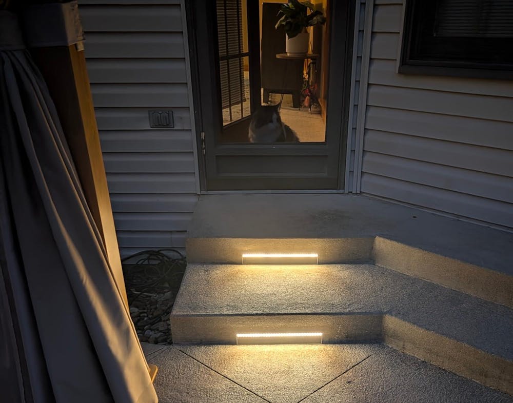 Outdoor Solar Step Lights, 33 LEDs and IP66 Waterproof - Ideal for Concrete Stair, Entryway, Porch, and Patio