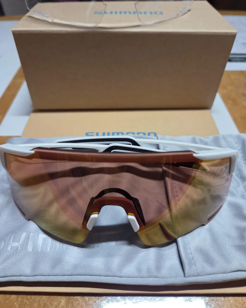 【オンラインストア限定モデル】EQUINOX