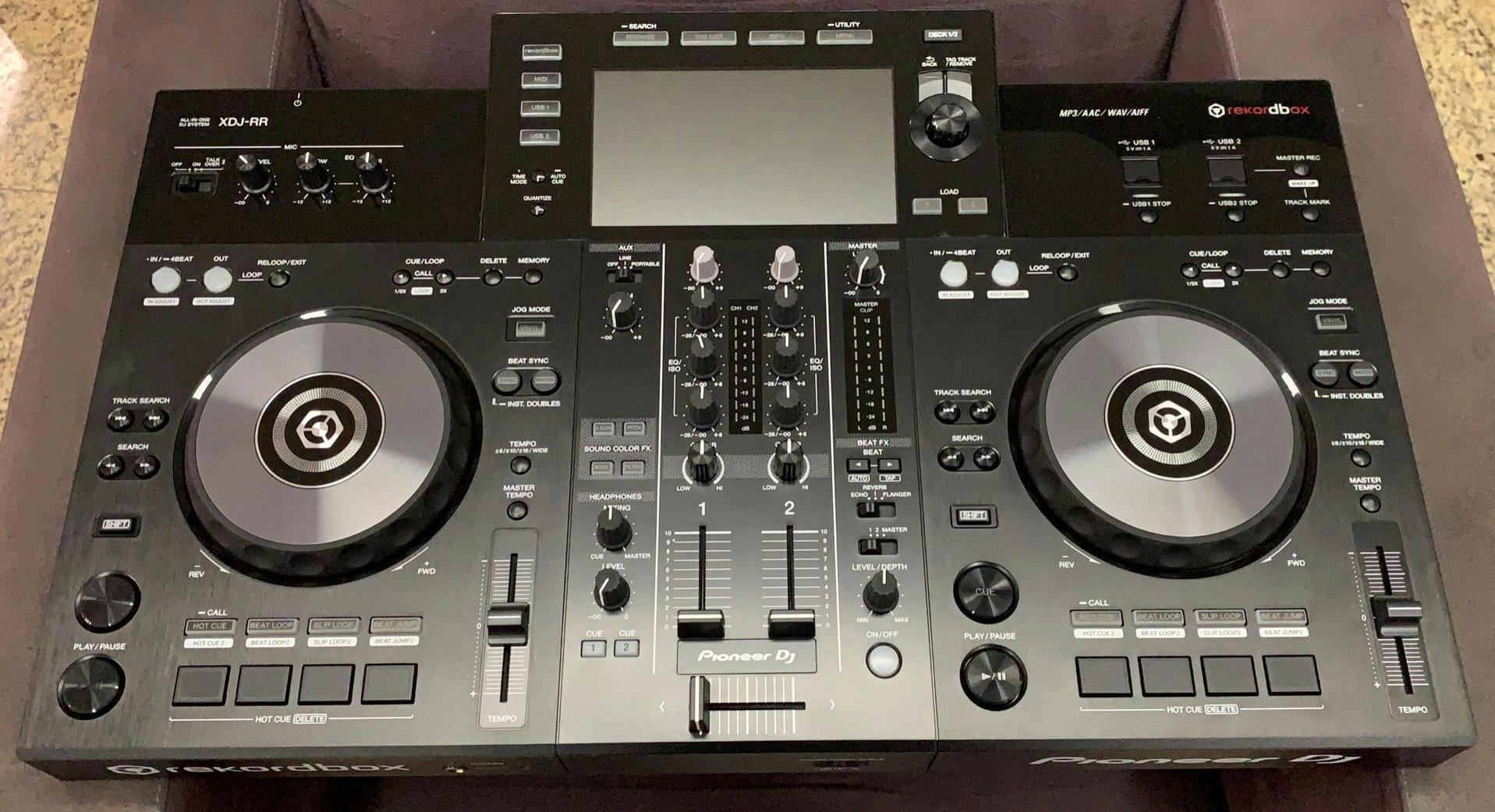 Controladora Pioneer DJ XDJ-RR