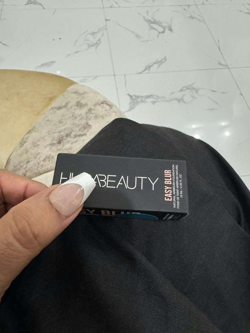 Huda Beauty Easy Blur Natural Airbrush Foundation - 10ml