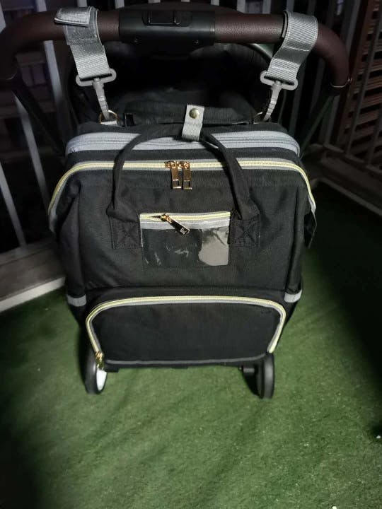 2 in 1 expanding nursing diaper bag