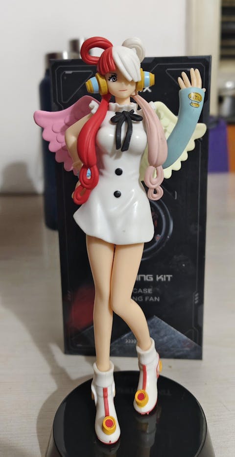 One Piece Red | Uta DXF Figure | 20 cm | Anime Collectible