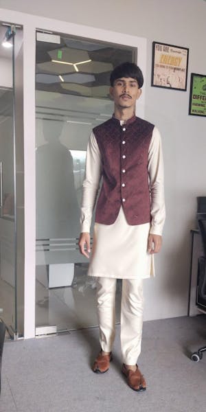Stylish Men's Velvet Jacket – Modern Ethnic Fusion