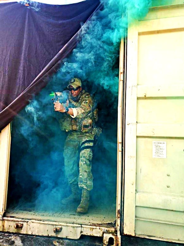 Original Shutter Bomb (EG WP40) Colored Smoke Grenades for