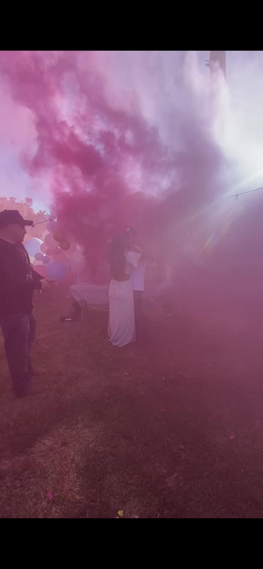 Best Gender Reveal Smoke Bombs Most Popular Smoke Bombs
