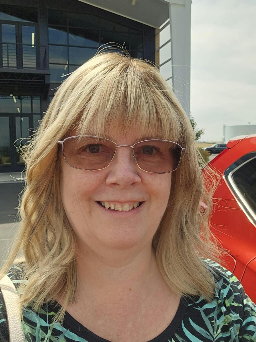 Gardeaux Deluxe Lace Top Wig, "Dimensional Warm Light Blonde" (R3163)