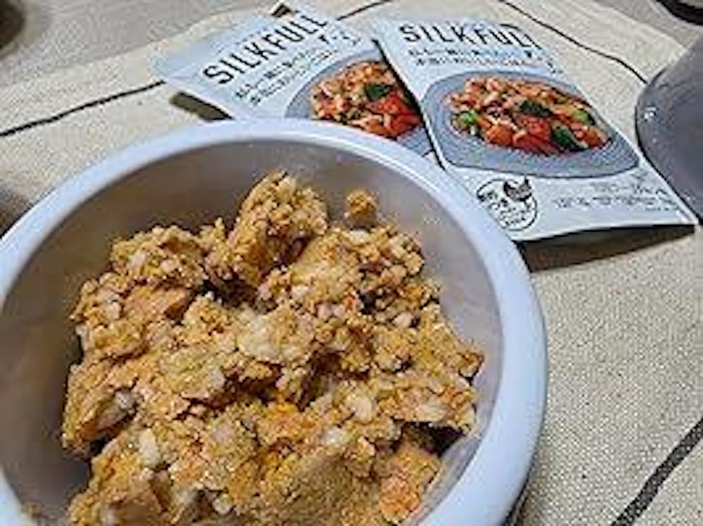 SILKFULL 犬用プレミアムウェットフード（ビーフ味、チキン味） / 私も一緒に食べたい、本当においしいごはん。