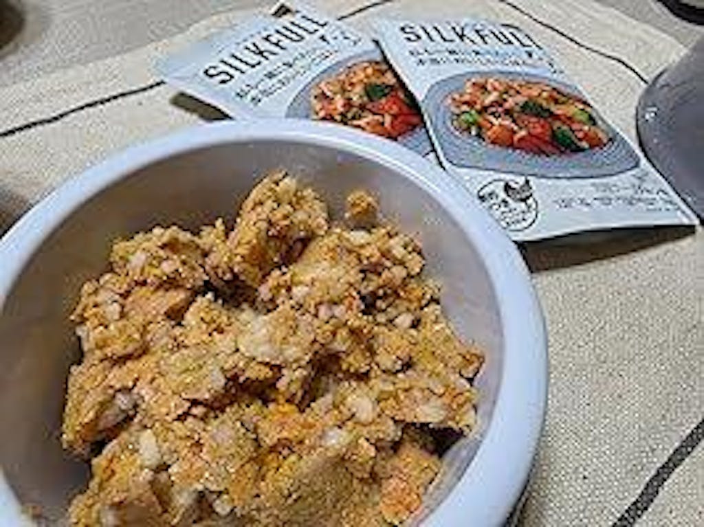 SILKFULL 犬用プレミアムウェットフード（ビーフ味、チキン味、シカ味、タラ味） / 私も一緒に食べたい、本当においしいごはん。
