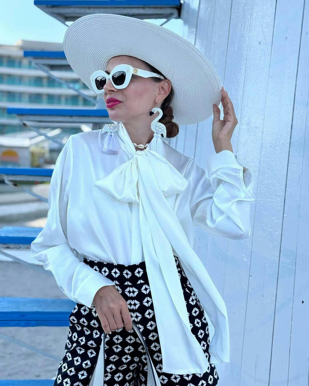 19Momme Silk Long Sleeve High Neck Bow Tie Blouse – CA-SILKSILKY