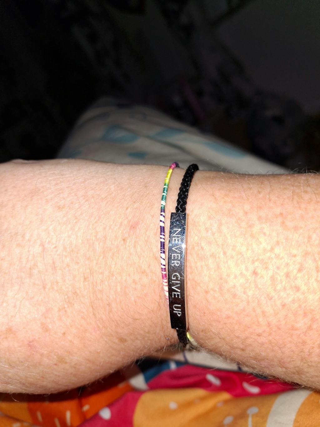 Never Give Up Armband