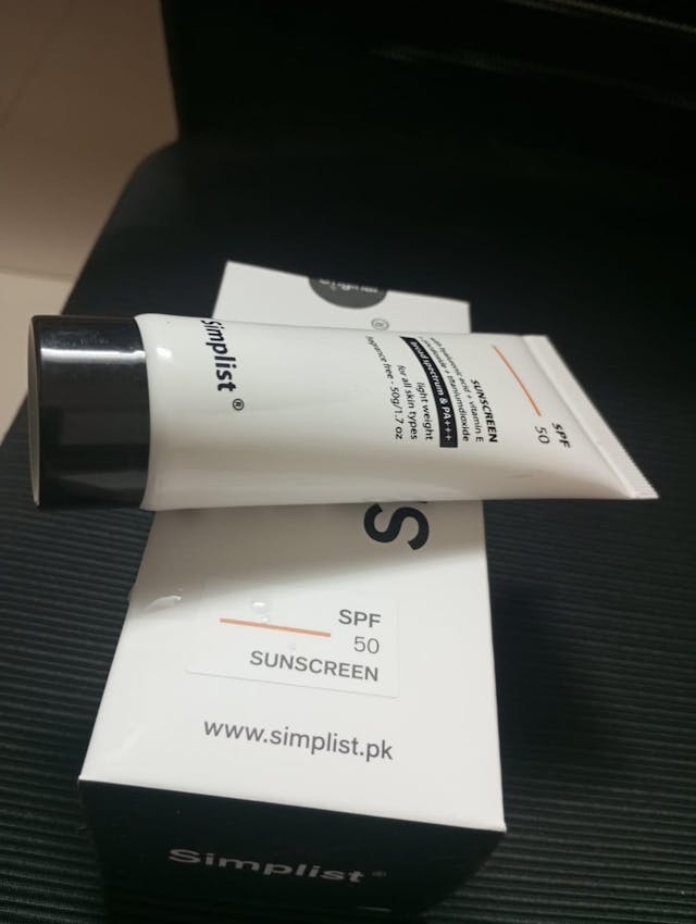 SPF 50 Sunscreen (Lightweight & No White Cast)