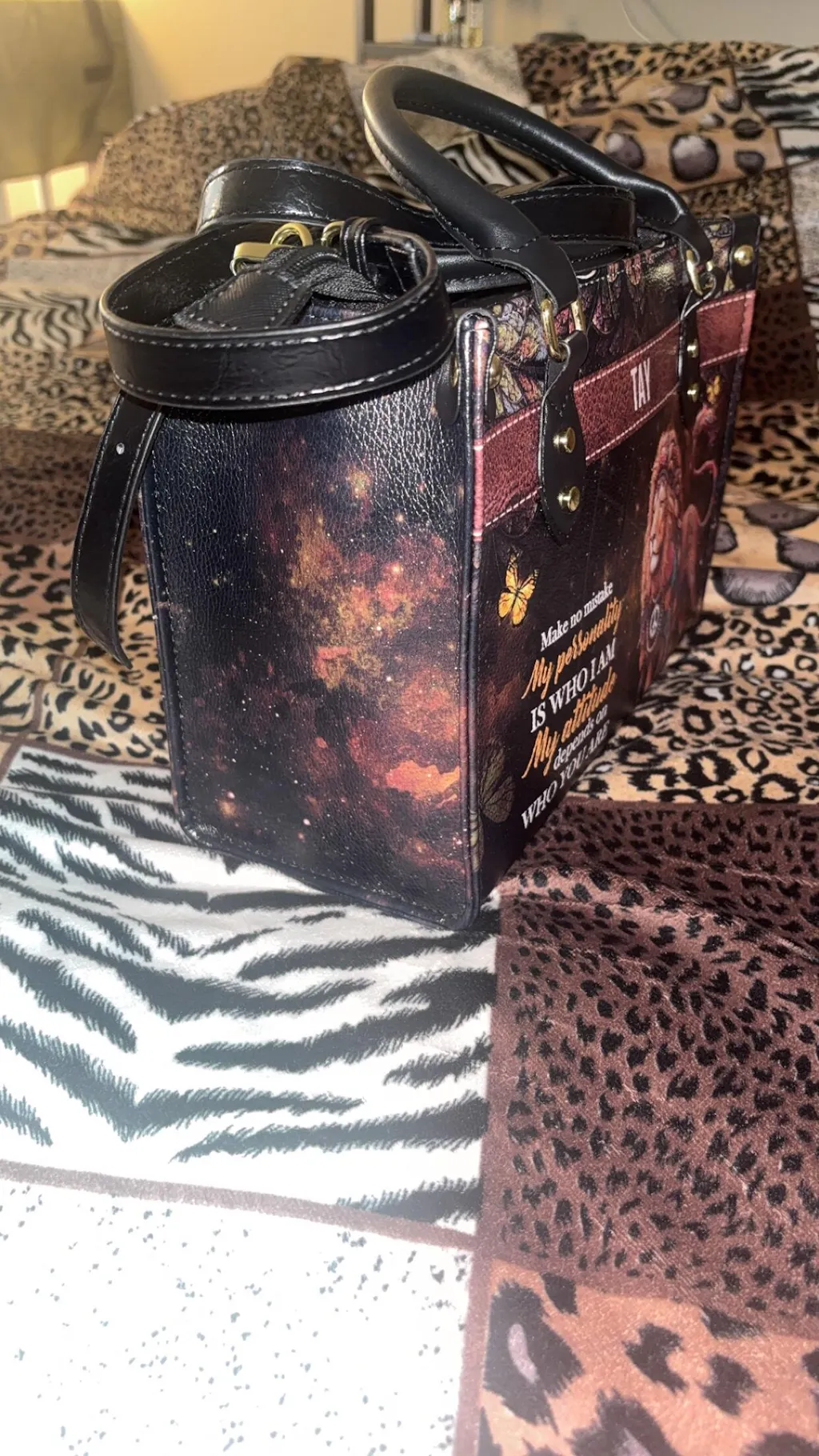 I Am The Storm - Personalized Leather Handbag SBHN02 main image 1