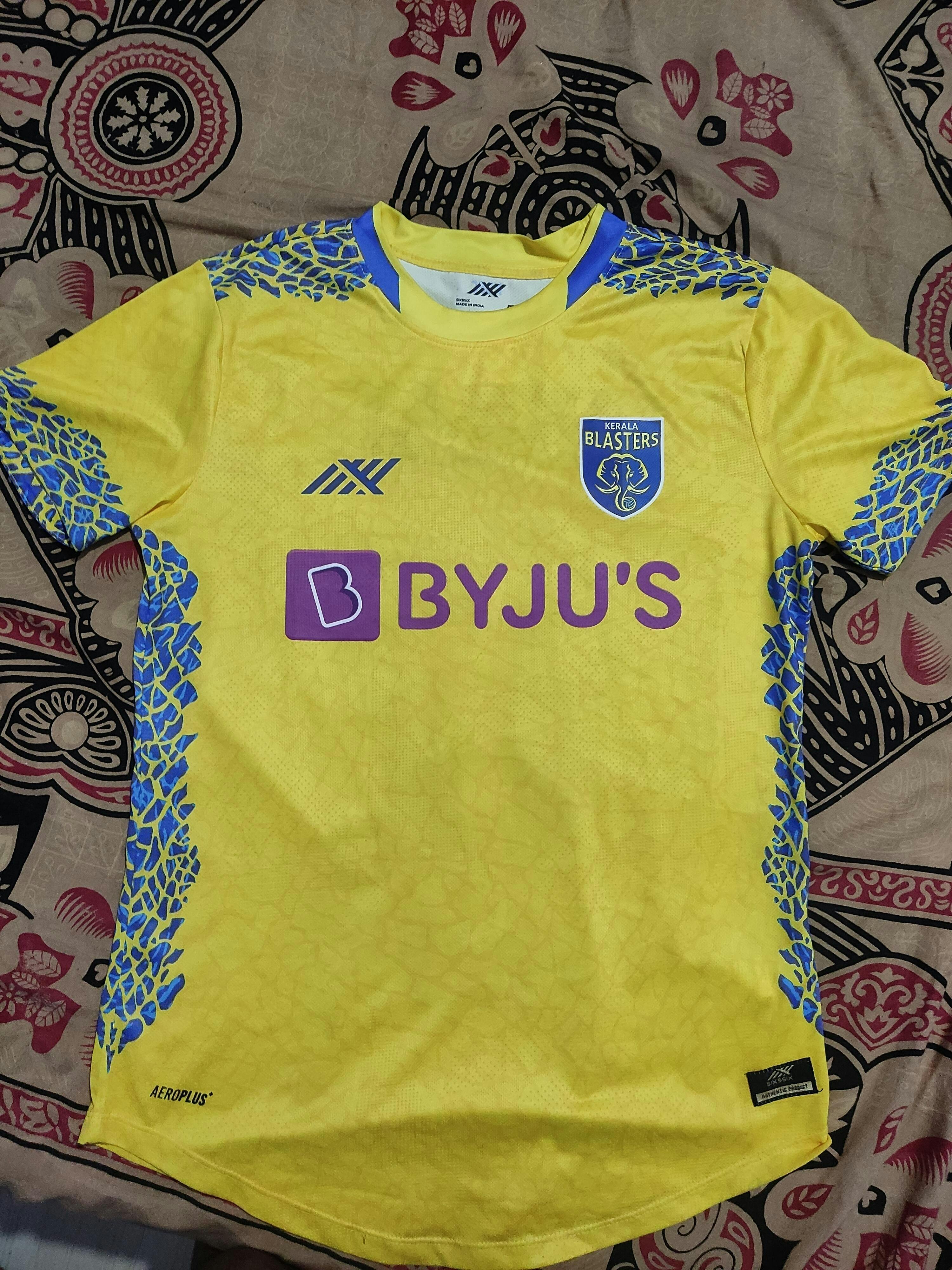 New Kerala Blasters Jersey 2021-22, KBFC Home & Away Kit ISL 2021-2022  Six5Six