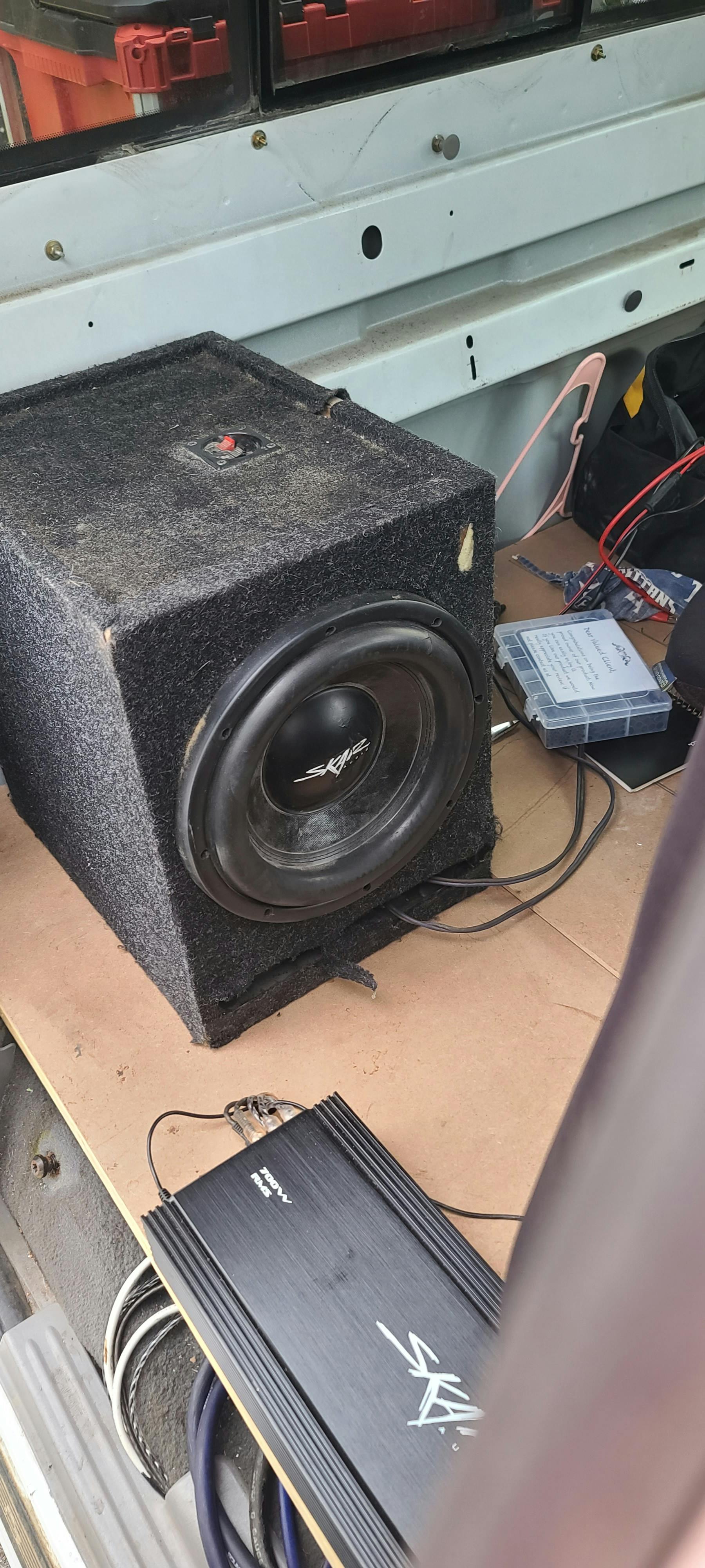 Skar 1200 Watt Amp Manual