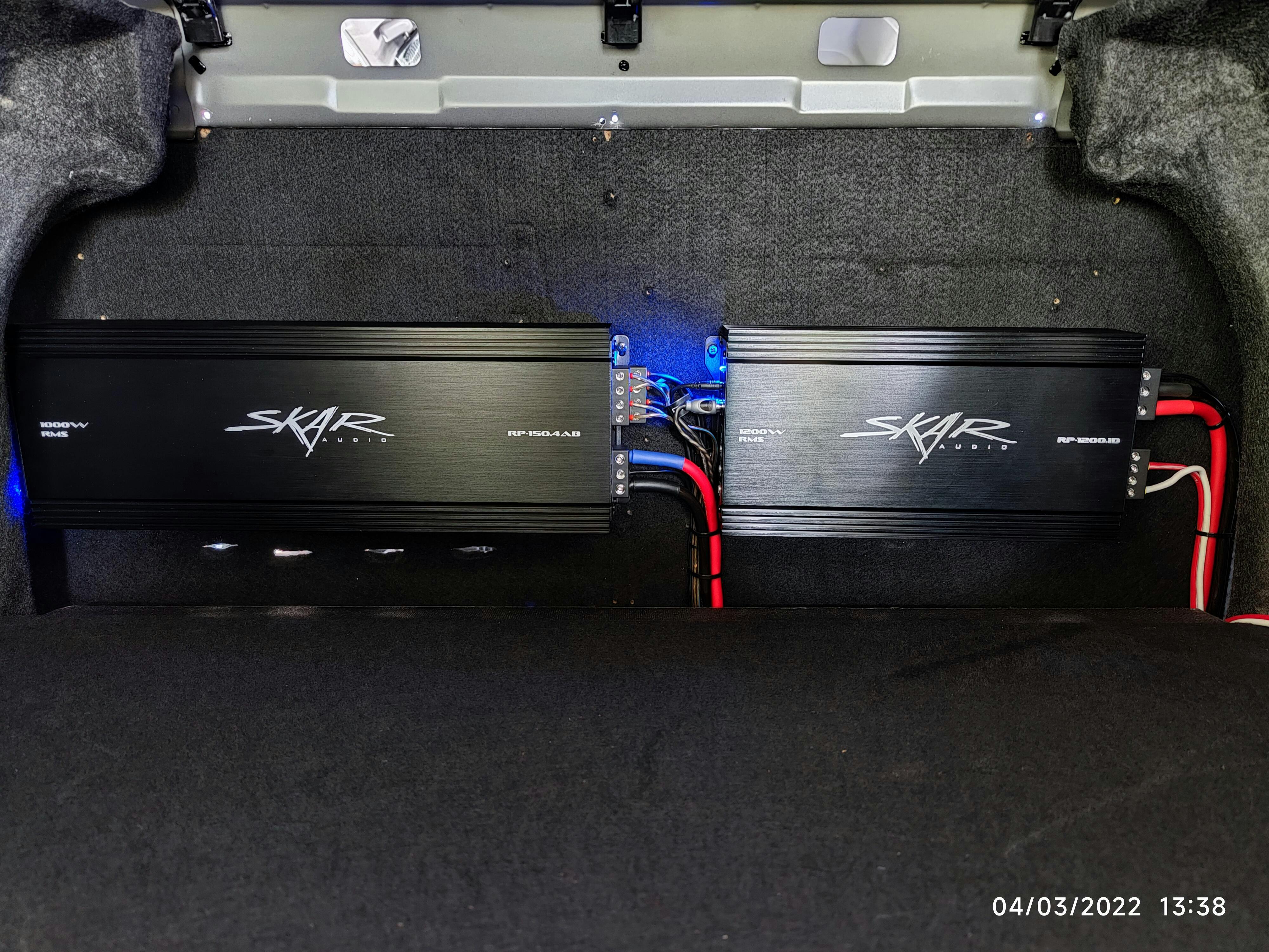 Skar Audio RP150.4AB 1,000 Watt Class A/B 4Channel Car Amplifier