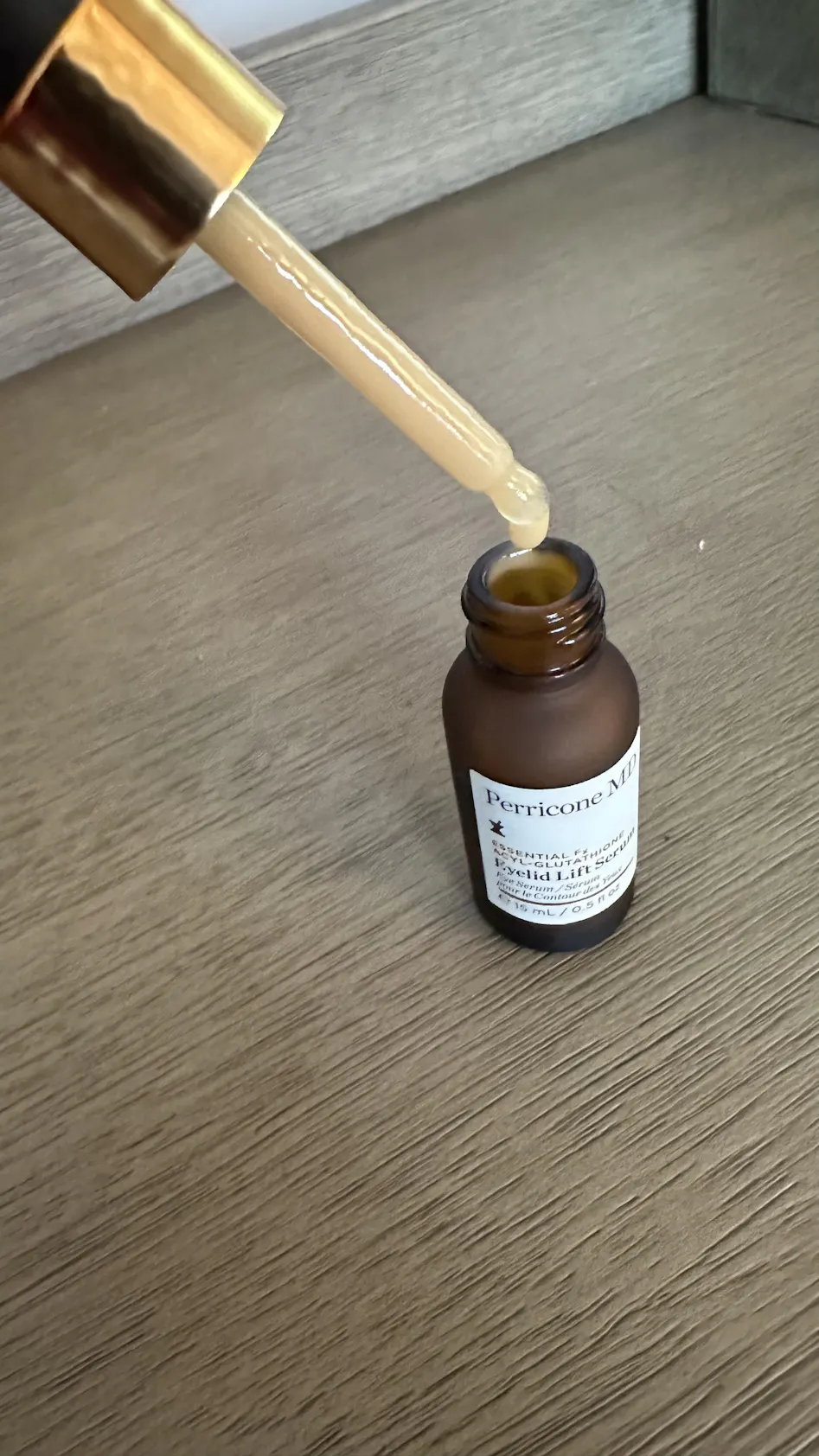 Perricone MD Essential Fx Acyl-Glutathione Eyelid Lift Serum SkincareEssentials Perricone MD Essential Fx Acyl-Glutathione Eyelid Lift Serum SkincareEssentials