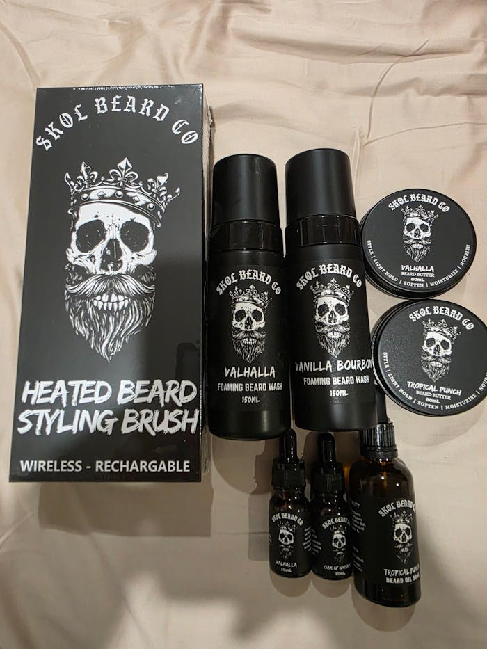 The Gentleman’s Kit (Includes Wireless + Heated Styling Brush)