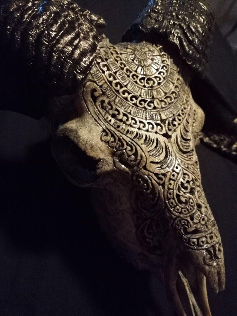 Hand Carved Ram Skull - Gray Boho – Skull Bliss