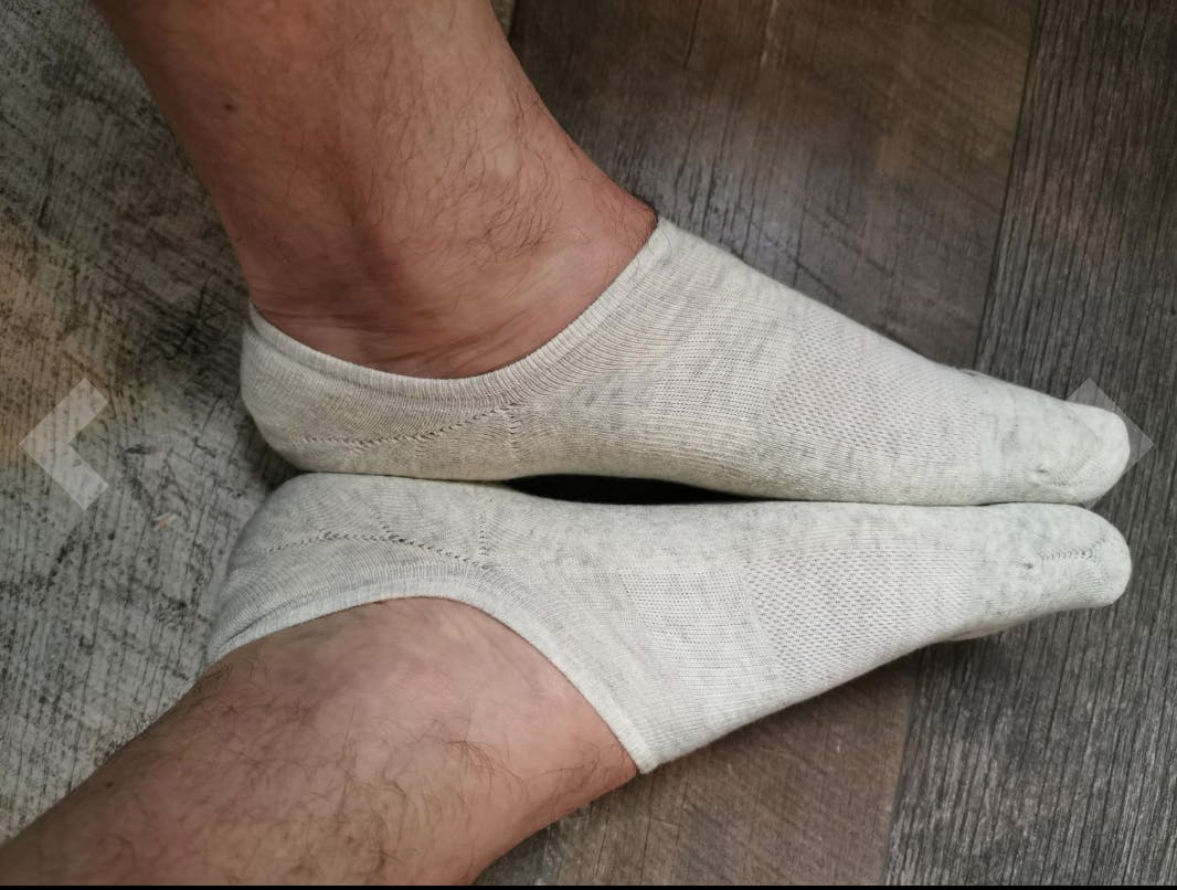 trainer socks with silicone heel grips