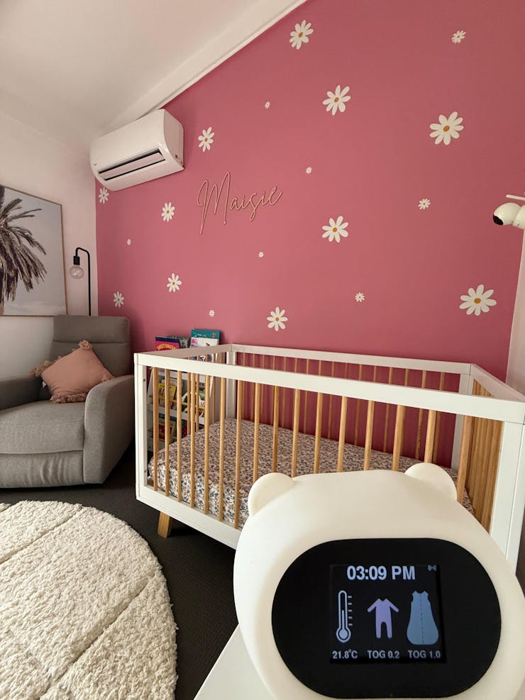 Baby Sleepwear Guide, Night Light and Thermometer