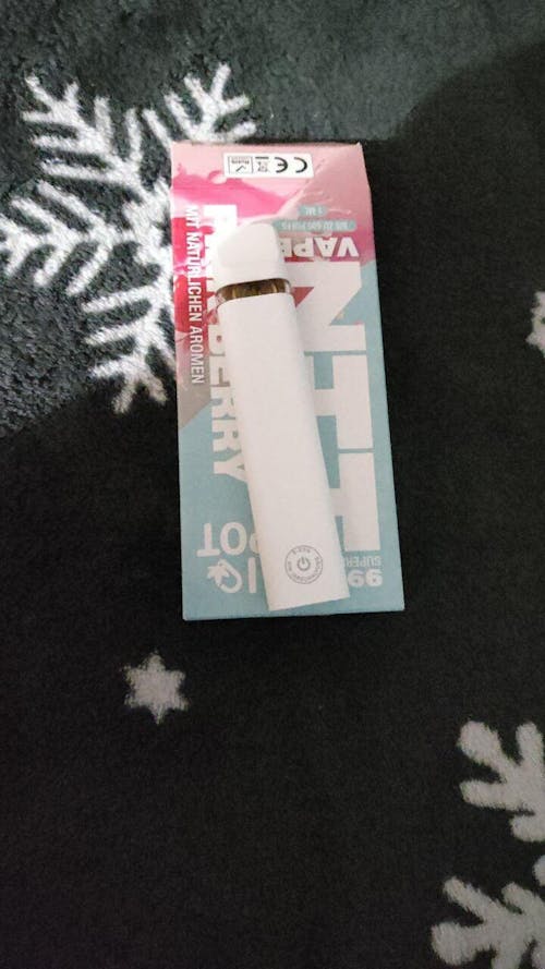 HHZ Vape Pen Pink Berry 95%