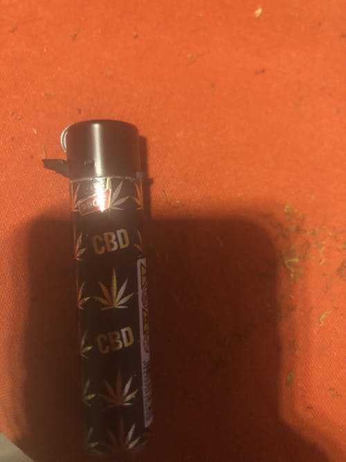 Reibrad-Feuerzeug – CBD Leaves