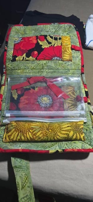 The Beatle Bag Sewing Pattern with Inserts by Marcea Owen and Janice Liljenquist for Abbey Lane Quilts