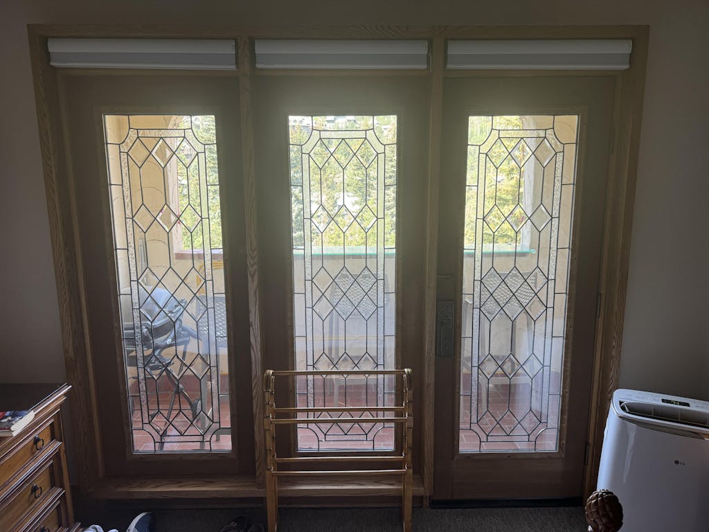 SmartWave Motorized Cordless Roman Shades 70% Blackout Iguazu