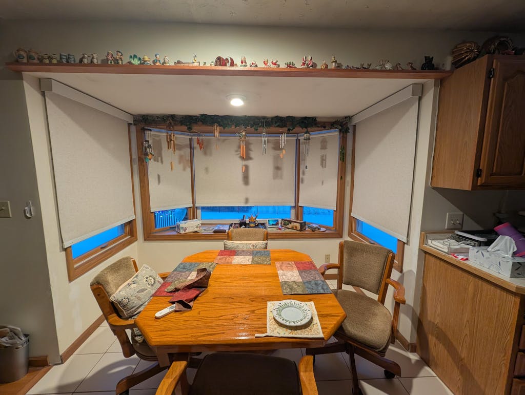 SmartWave Motorized Roller Shades 100% Blackout Linen