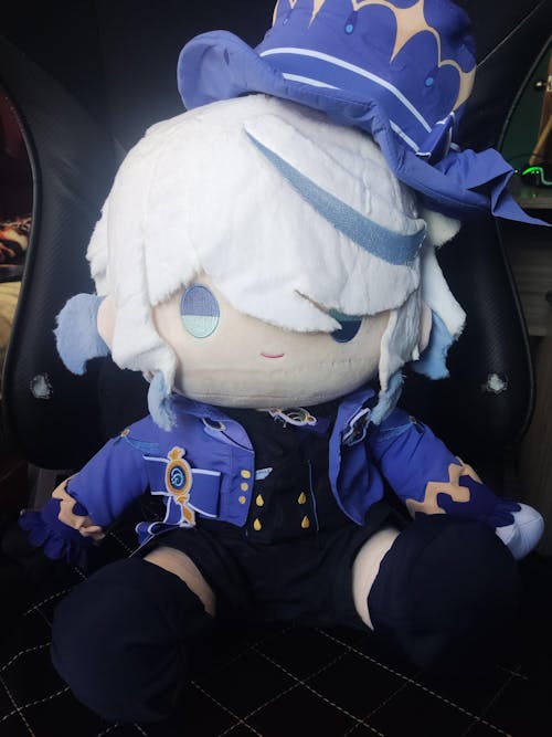 Smile House Genshin Impact Plushies Staring Furina Forcalors 40CM Plush Doll