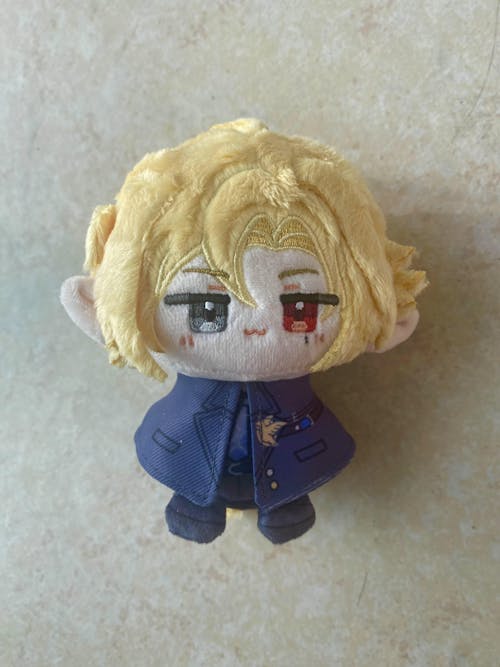 Smile House Wuthering Waves Plushies Vivian Hugo Burnice Cloak Plush Doll 12CM