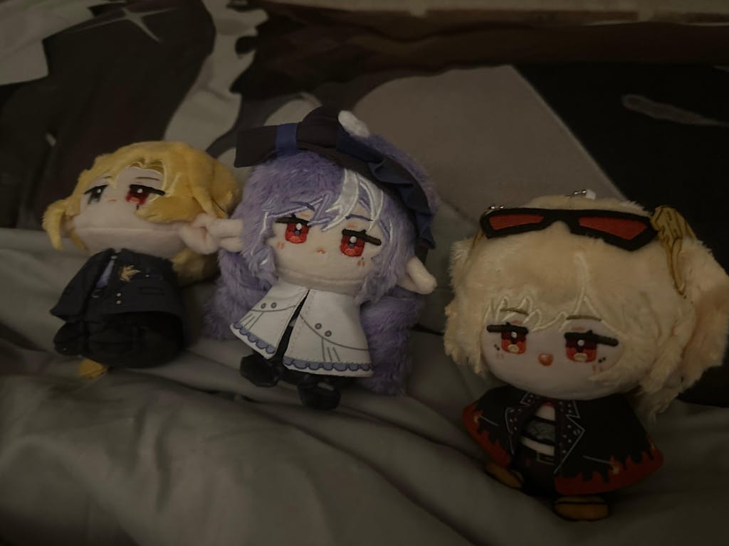 Smile House Fanart Purple Yellow Hiar Glasses Cloak Plush Doll 12CM