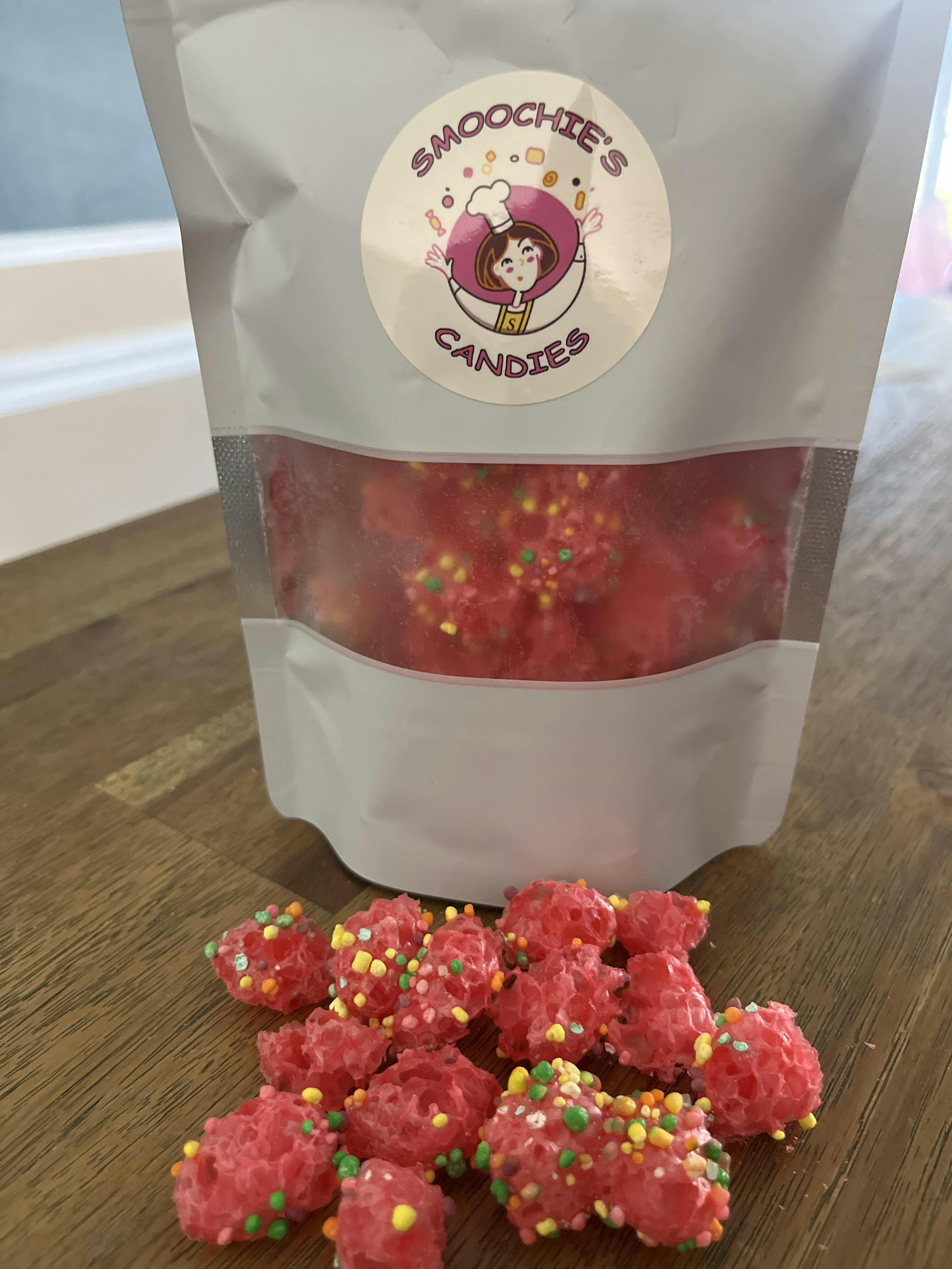 Freeze Dried Gummy Clusters – Smoochie's Candies