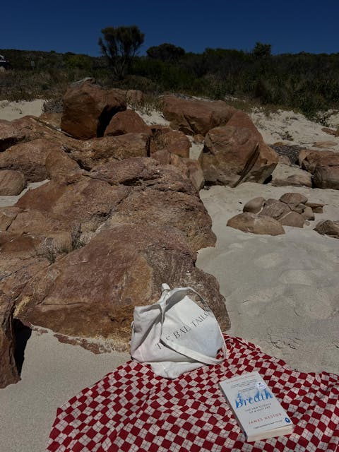 CHECKERS SARONG - CREAM/RED