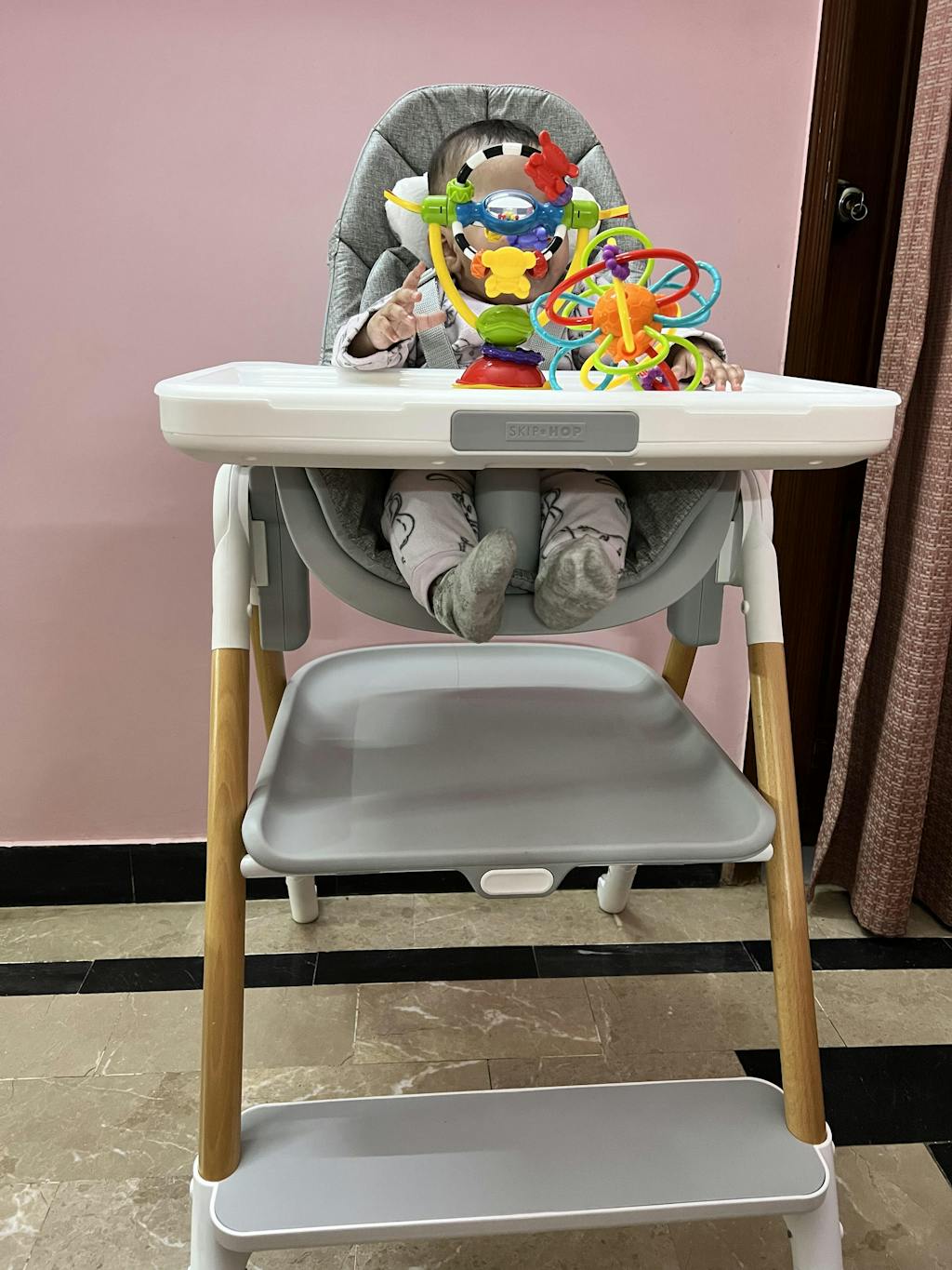 Skip hop sit 2024 to step high chair