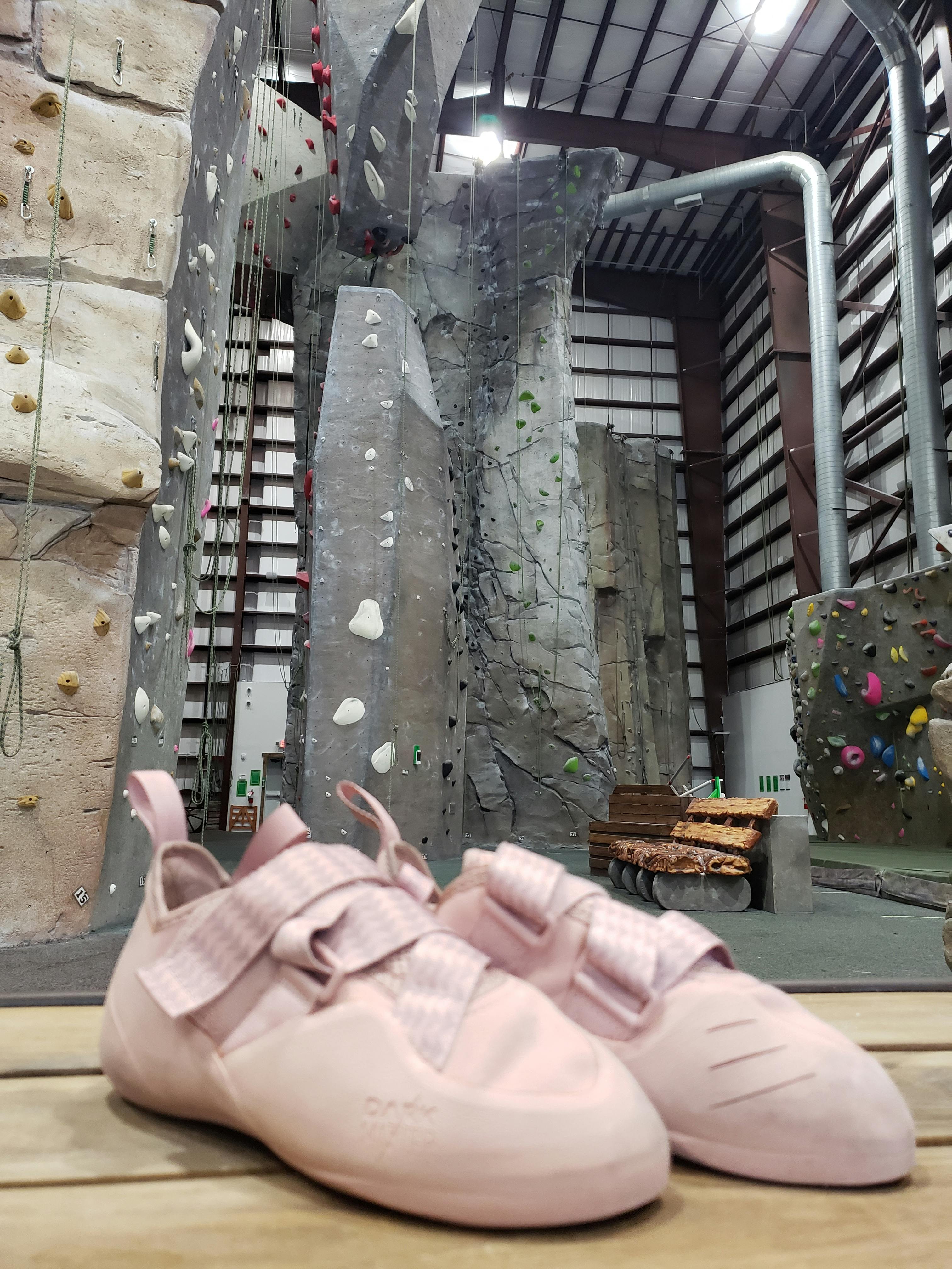 momoa pro climbing shoe review