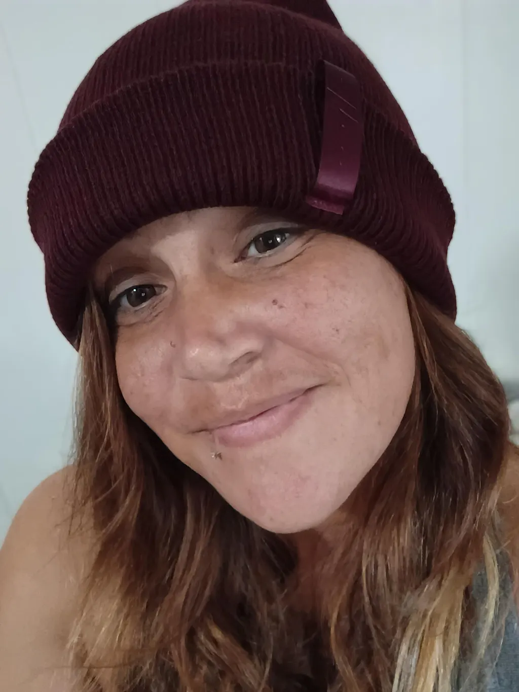 On The Roam Beanie - Oxblood Red