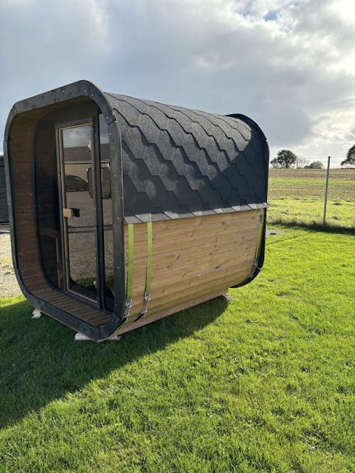 SaunaLife CL7G 6-Person Cube-Series Outdoor Sauna Kit