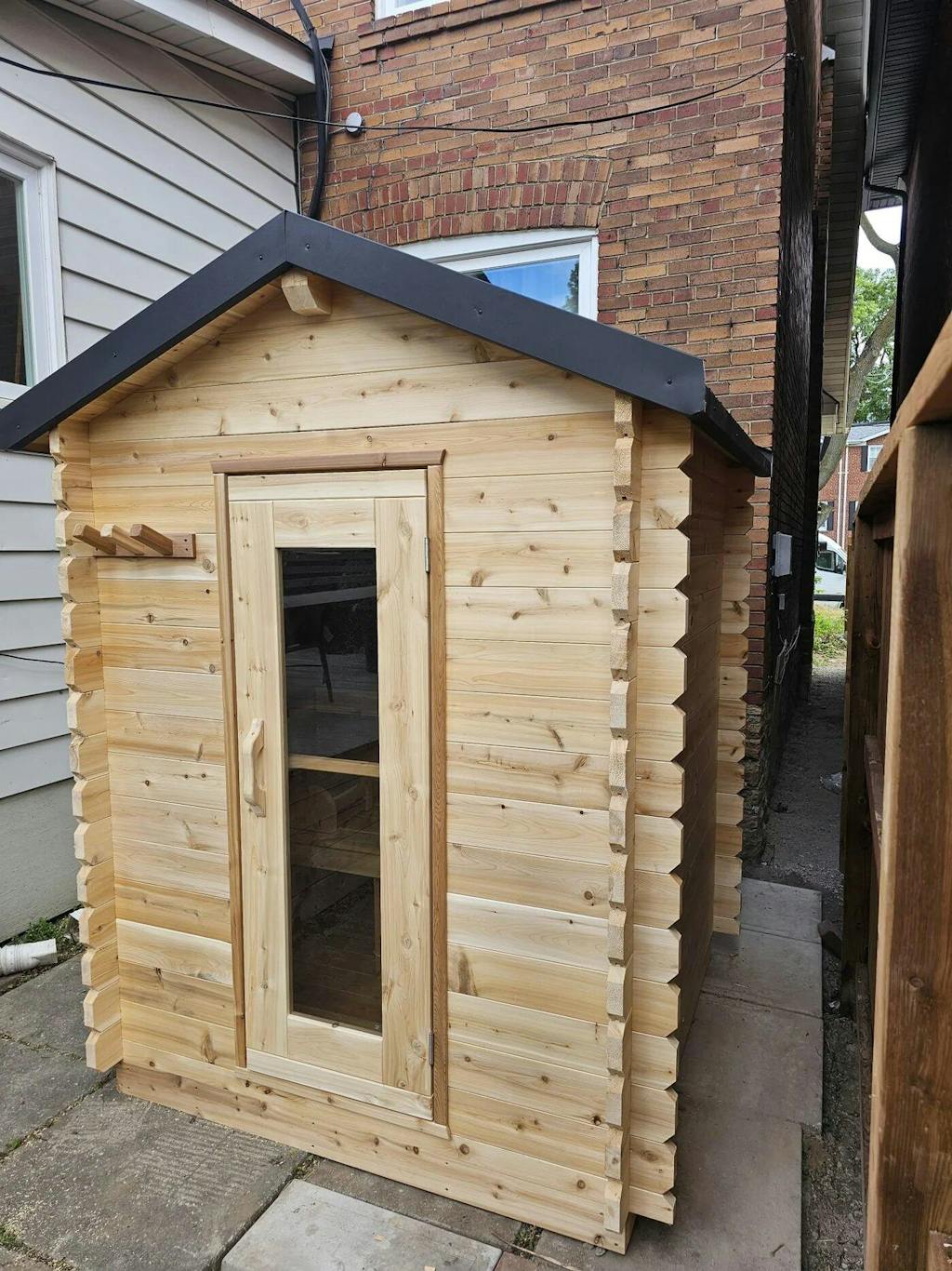 Dundalk Leisurecraft Canadian Timber 2-3 Person Granby Cabin Sauna | CTC66W