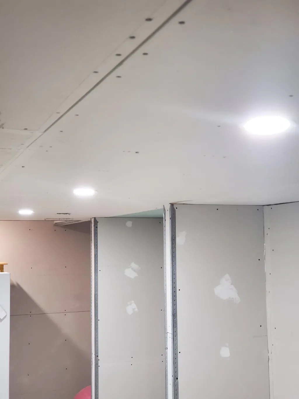 4 Inch LED Ultra-Slim Pot Lights 810 Lumens 5CCT