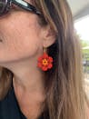 Boucles d'Oreilles Artisanales Rouge Orange & Noir - Motif Fleur - Taille S