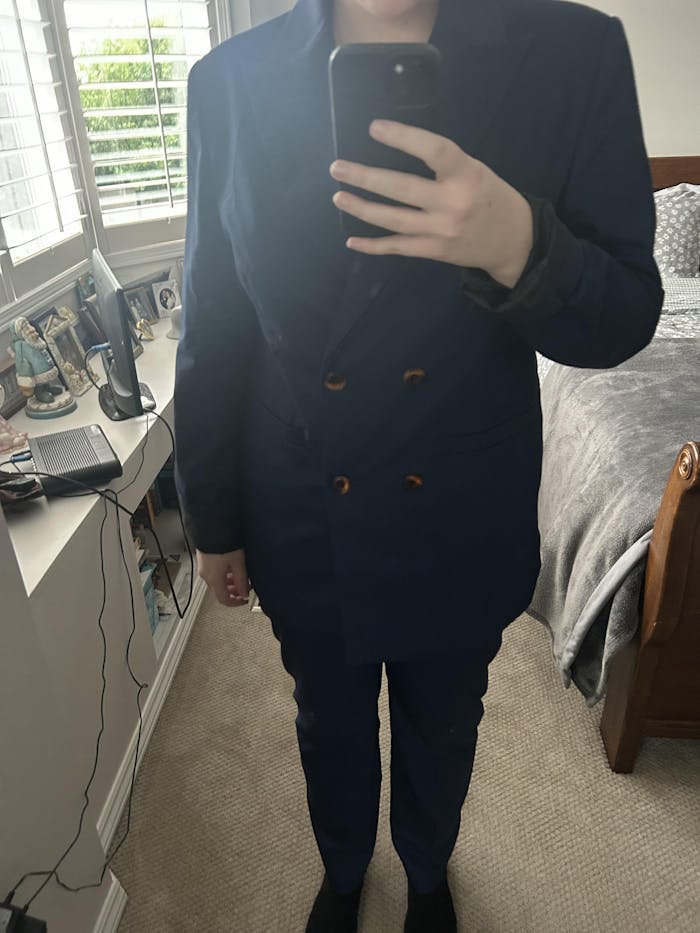 SoloveDress Women Suit 3Piece Stylish Slim Fit Peak Lapel Biazer (Blazer+Vest+Pants)