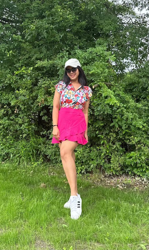 Colorful Floral Quarter-zip Ruffled Short-sleeve Polo Shirt for Women