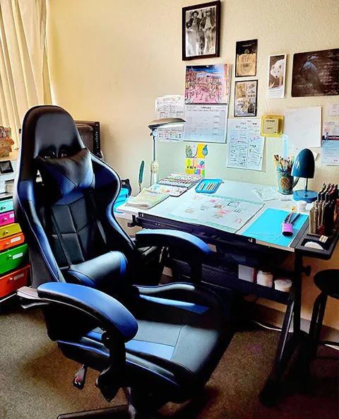 Captain Series Storm Blue Ergonomic Gaming Chair with Footrest
